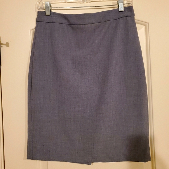 Banana Republic pencil skirt - Picture 1 of 3